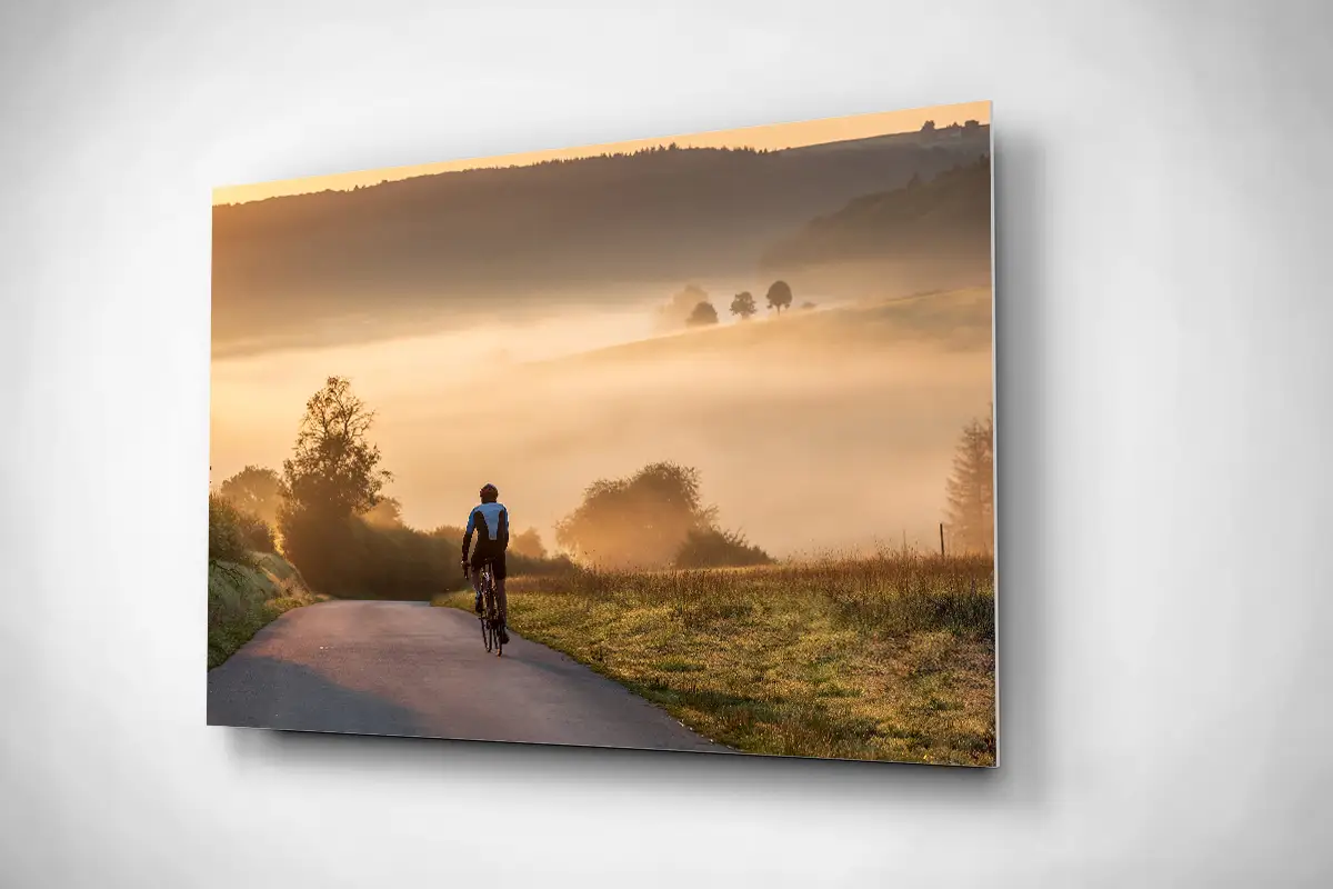 Vallee-de-l-Ernz-Luxembourg-cyclist-bike